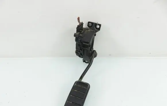 Opel Movano A Accelerator throttle pedal 6PV00811904 7700314525