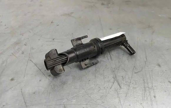 BMW 7 F01 F02 F03 F04 Windshield washer spray nozzle 61677341542 61677178744 7341542