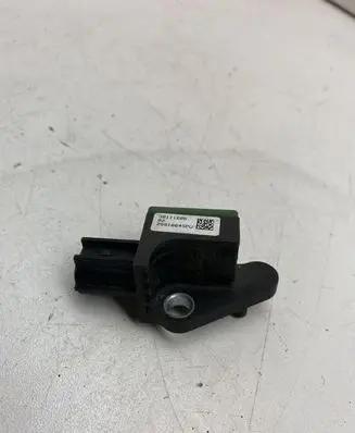 Volkswagen PASSAT B7 Airbag deployment crash/impact sensor 38111606