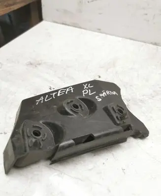 Seat Altea XL Front bumper mounting bracket 5P0807184A 14884 PPPET20