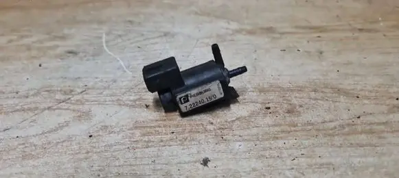 Volvo S80 Vacuum valve 722240150