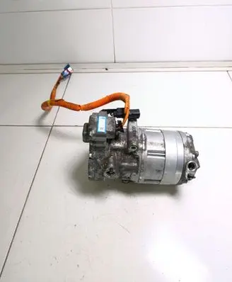 Tesla Model S Air conditioning (A/C) compressor (pump) 104244200J SA17L0700408