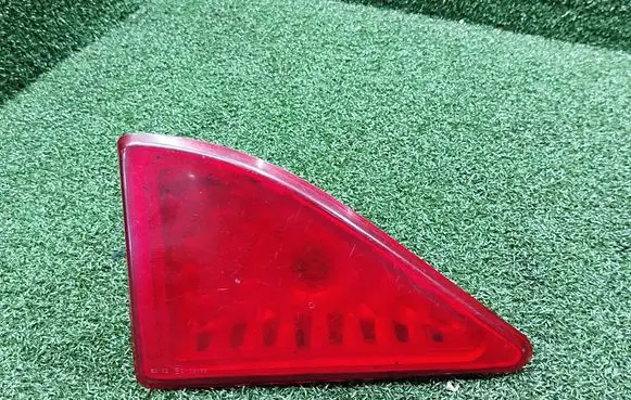 Renault Master III Third/center stoplight 265900021R