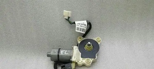 Mercedes-Benz CLS AMG C219 Front door window regulator motor A2198200542