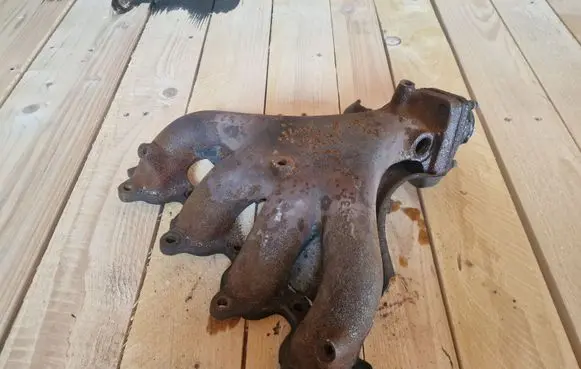 Exhaust manifold