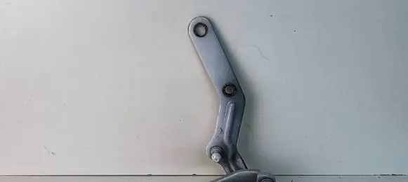 Tesla Model Y Rear door hinge set 132667