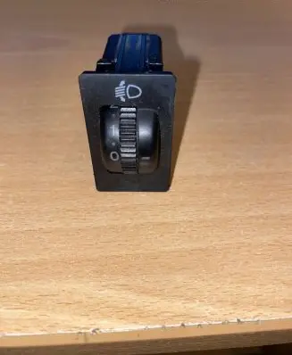 Toyota Avensis T250 Headlight level height control switch 8415205051 37166