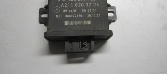 Mercedes-Benz E W211 Light module LCM A2118203226