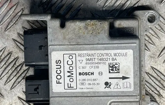 Ford Focus Airbag control unit/module 9M5T14B321BA 6S0003456102 0285010687