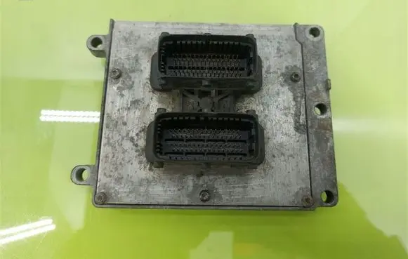Opel Vectra C Engine control unit/module 55569738