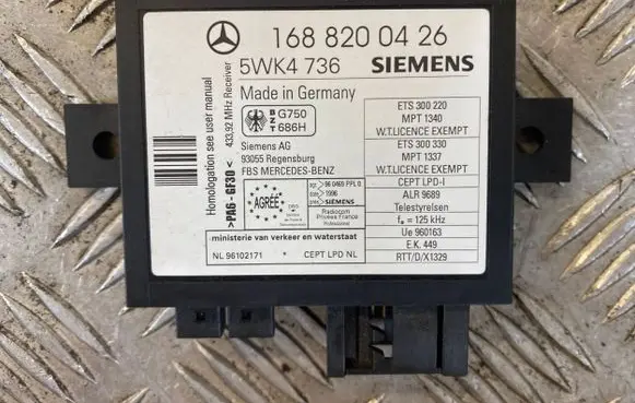 Mercedes-Benz SLK R170 Immobilizer control unit/module 1688200426 5WK4736