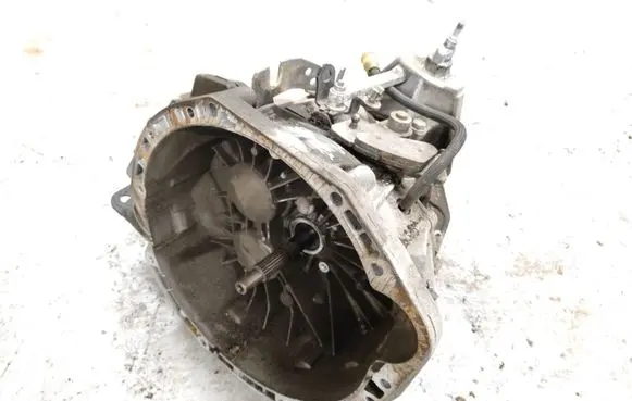 Manual 6 speed gearbox