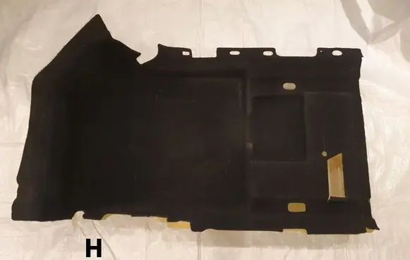 Peugeot 5008 II Front floor carpet liner 98111322ZD