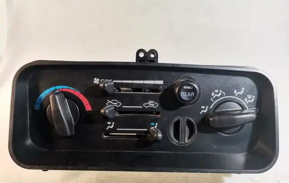 Mitsubishi Space Gear Climate control unit MB2201 CS732