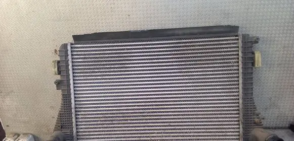 Volkswagen PASSAT B7 Intercooler radiator 3C0145805AM