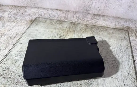 Volvo V40 Battery box tray cover/lid 31328974