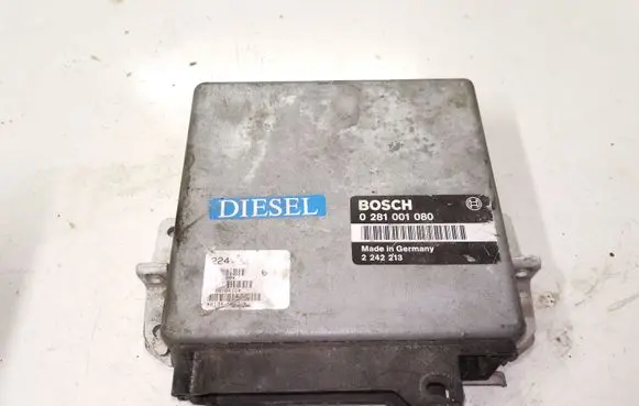 BMW 5 E34 Engine control unit/module 0281001080 2242213
