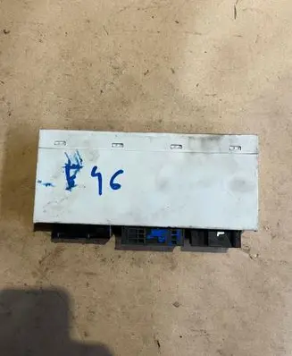 BMW 3 E46 Tow bar trailer control unit/module 61356987668 510011 V0W12V