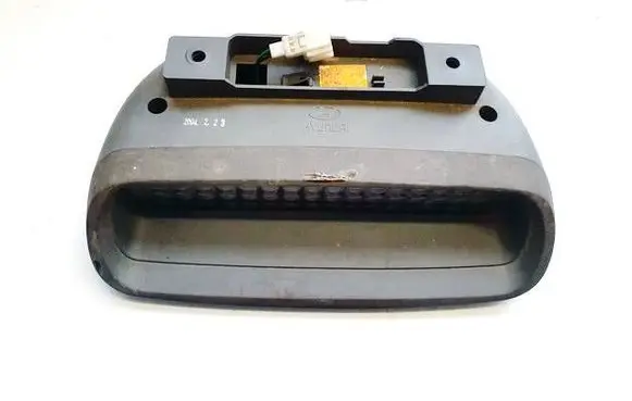 Hyundai Santa Fe Third/center stoplight 9275026