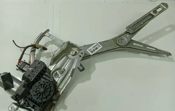 Opel Zafira A Sliding door window regulator with motor 90579571