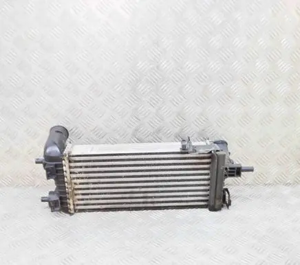Ford Focus Intercooler radiator X1436003 CV619L440VC