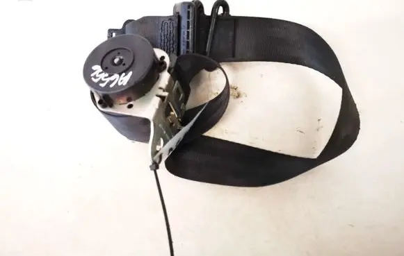 Middle seatbelt (rear)