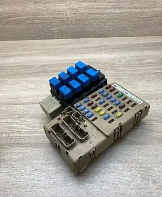 Subaru Forester SH Fuse module 86111AG010