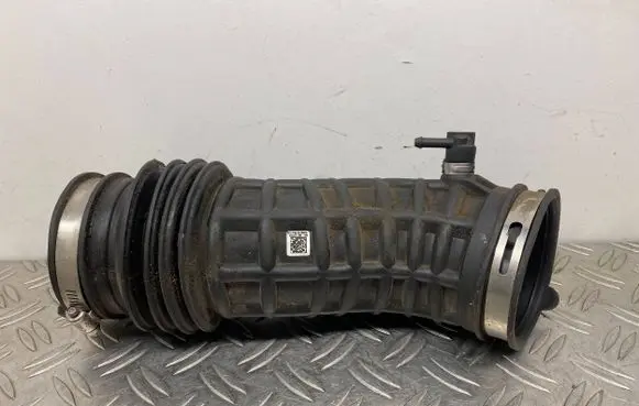 Ford Fusion II Air intake hose/pipe ds739r504gd