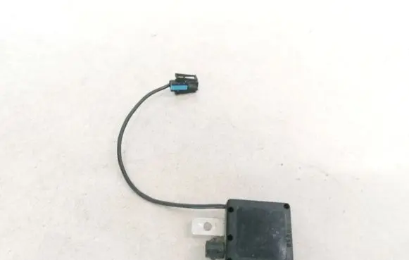 Antenna control unit