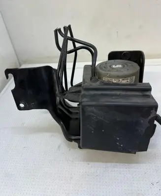 Peugeot 208 ABS Pump 9817031680