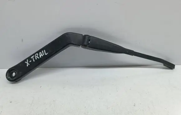 Nissan X-Trail T30 Rear wiper blade arm 12001