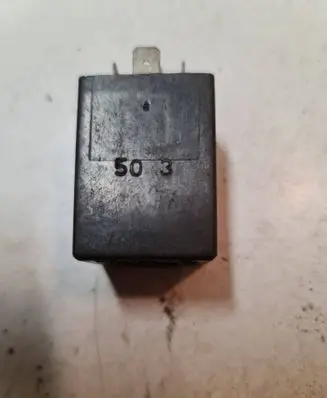 Renault Laguna I Other relay 73365 2041002 12V4292W
