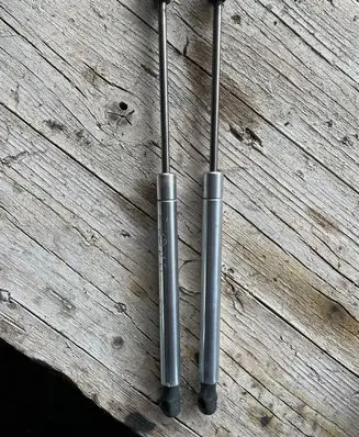 Audi A8 S8 D3 4E Tailgate/trunk strut/damper