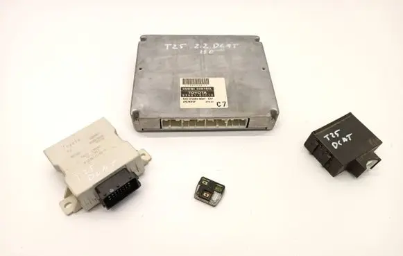 Engine ECU kit and lock set