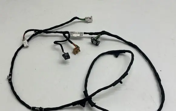 Audi Q3 F3 Electric sunroof installation 4M8971648