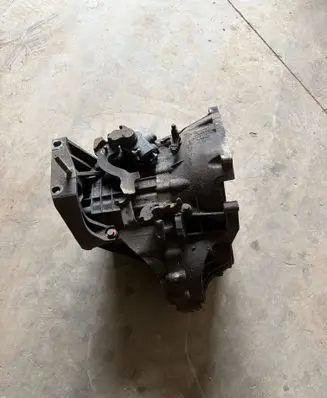 Ford Transit Manual 6 speed gearbox 8C1R7002DG