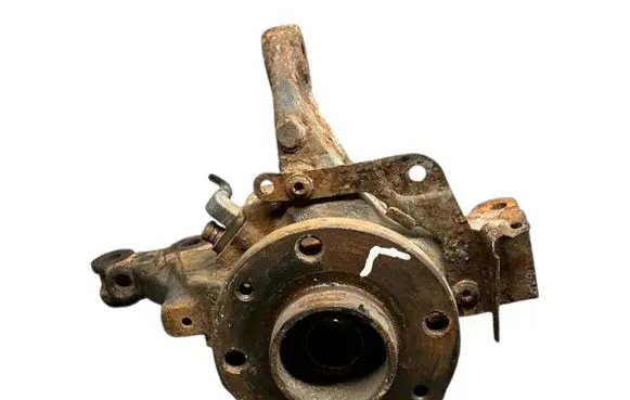 Renault Clio IV Front wheel hub spindle knuckle 