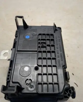 Citroen C3 Fuse module 9664997780
