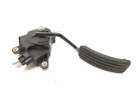Renault Kangoo II Accelerator throttle pedal 8200436878