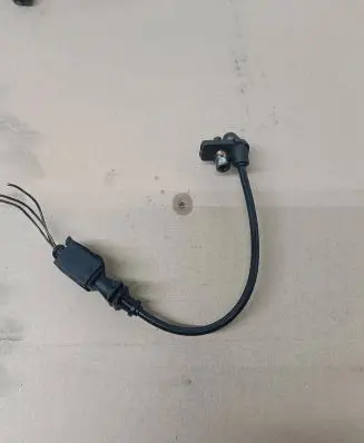 BMW 3 E46 Crankshaft speed sensor 0281002477