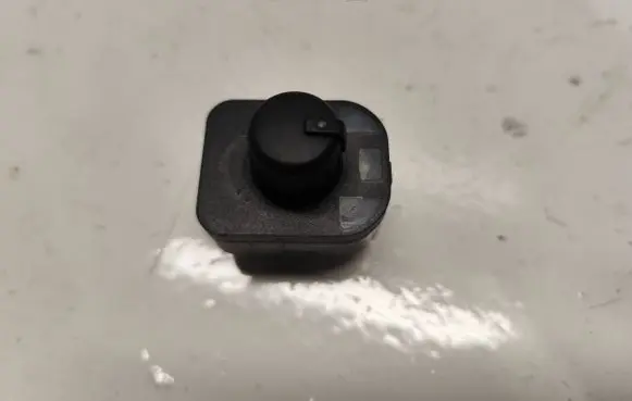 Audi A6 S6 C6 4F Wing mirror switch 8E0959565