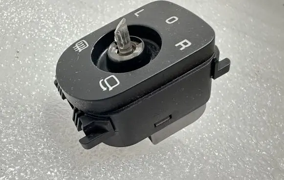 Volkswagen Touareg I Wing mirror switch 7L6959565L PBTGF20