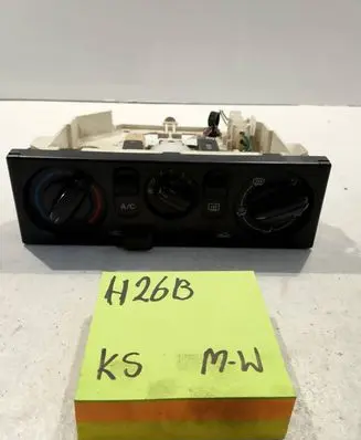 Mazda 626 Central console control unit 121212121
