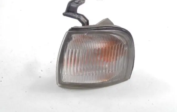 Suzuki Baleno EG Front indicator light 210-32018
