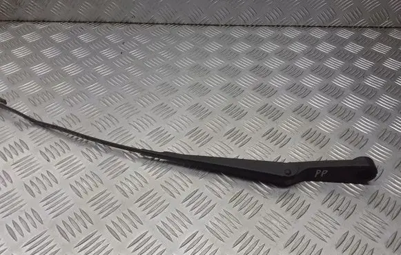 Land Rover Freelander Front wiper blade arm