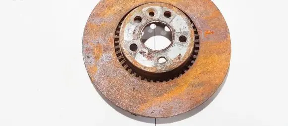 Volvo V70 Front brake disc ventiliuojamas