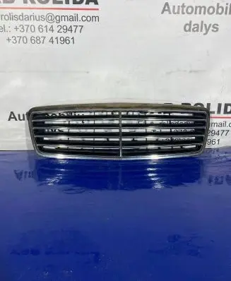 Mercedes-Benz CLK A208 C208 Front bumper upper radiator grill A2088800085