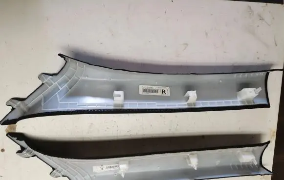 BMW X5 E70 (A) pillar trim 15671812 7284709