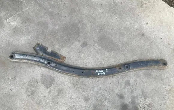 Ford Focus Bottom radiator support slam panel 