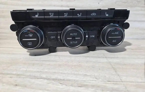 Volkswagen Golf VII Climate control unit 5G0907044AA 5HB01118144